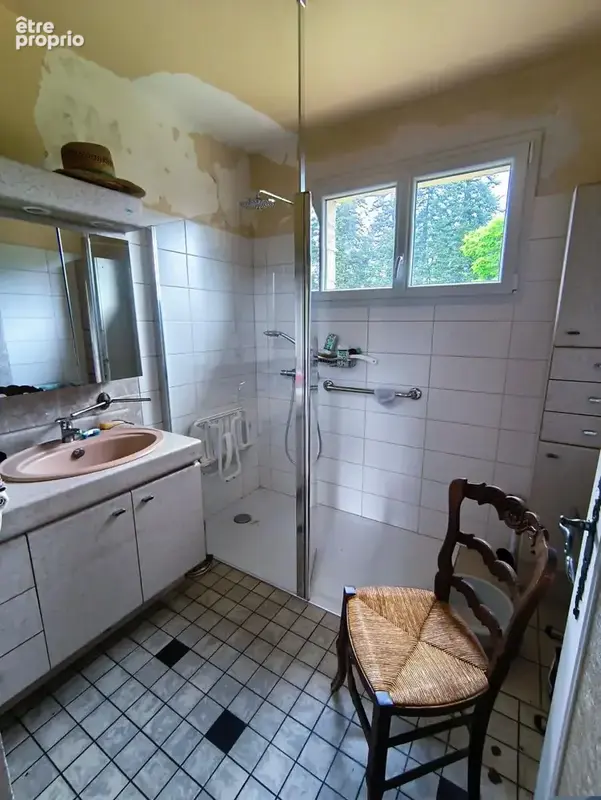 Maison 118 m² à Saint-Fraimbault  - photo 7