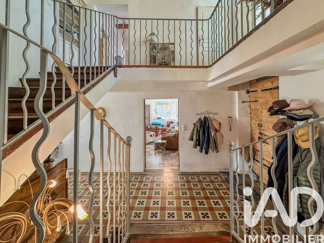 Photo 8 - Maison à LE MUY