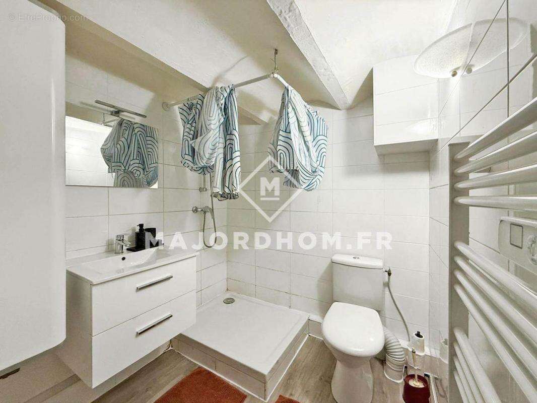 Appartement à MARSEILLE-2E