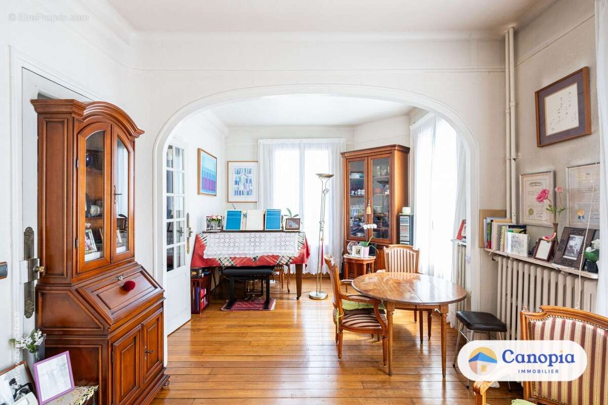 Maison 91 m² à Arcueil  - photo 4