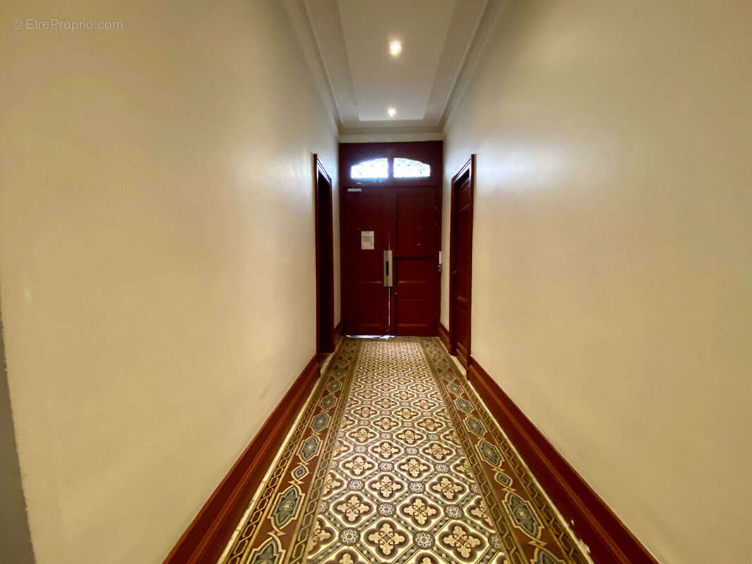 Appartement avec parking et terrasse - photo 7
