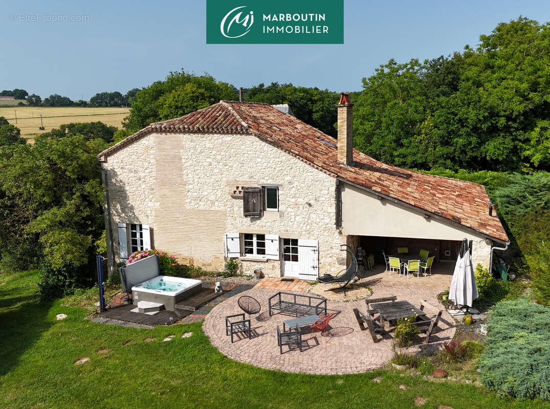 Maison à CASTELJALOUX