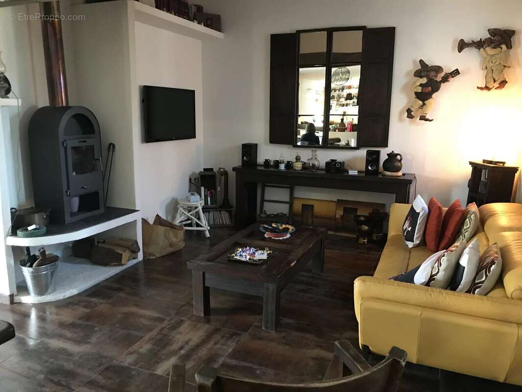 Maison à COGOLIN