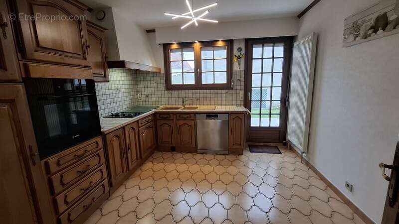 Maison à SAINT-QUENTIN