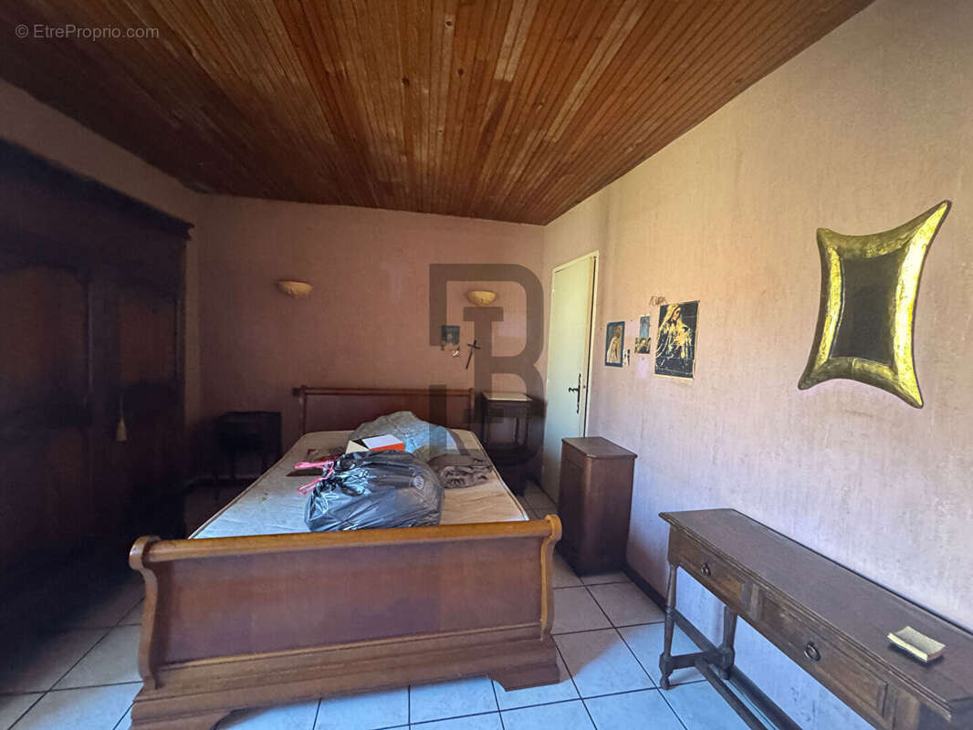 Maison à QUILLAN