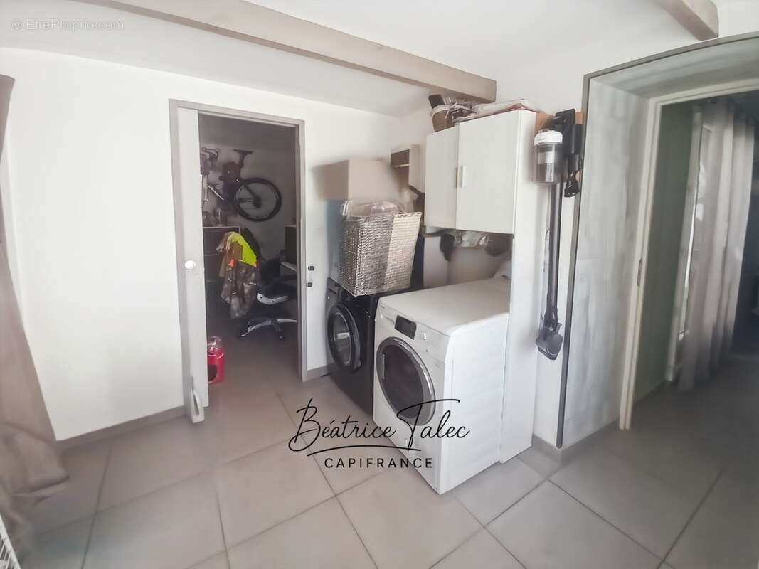 Maison récente – 98 m² – 3 chambres + grand bureau – Terrasse & jardin – DPEB 10 minutes d'aix-en-provence. Quartier calme et re - photo 20