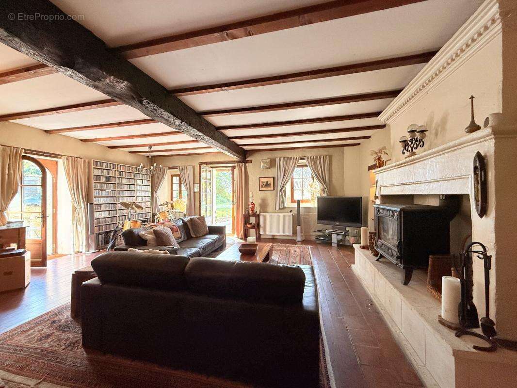 Maison à VERTEILLAC