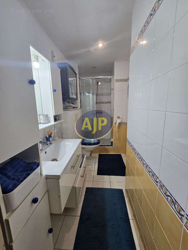 Maison à CONQUEREUIL