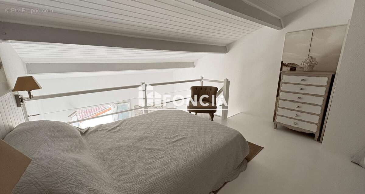 Appartement à SAINT-MARTIN-DE-RE