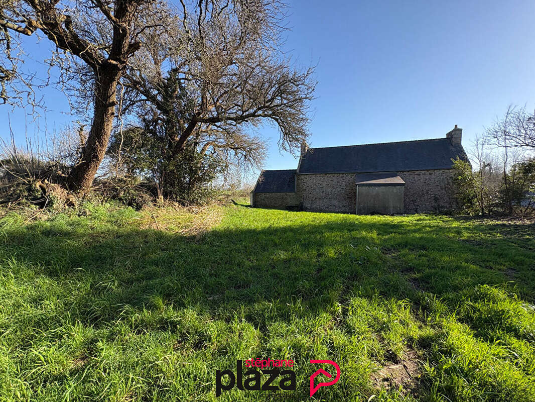 Maison à BEUZEC-CAP-SIZUN