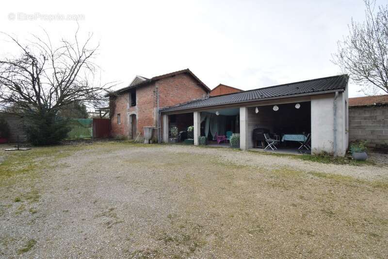 Appartement à LOISY-SUR-MARNE