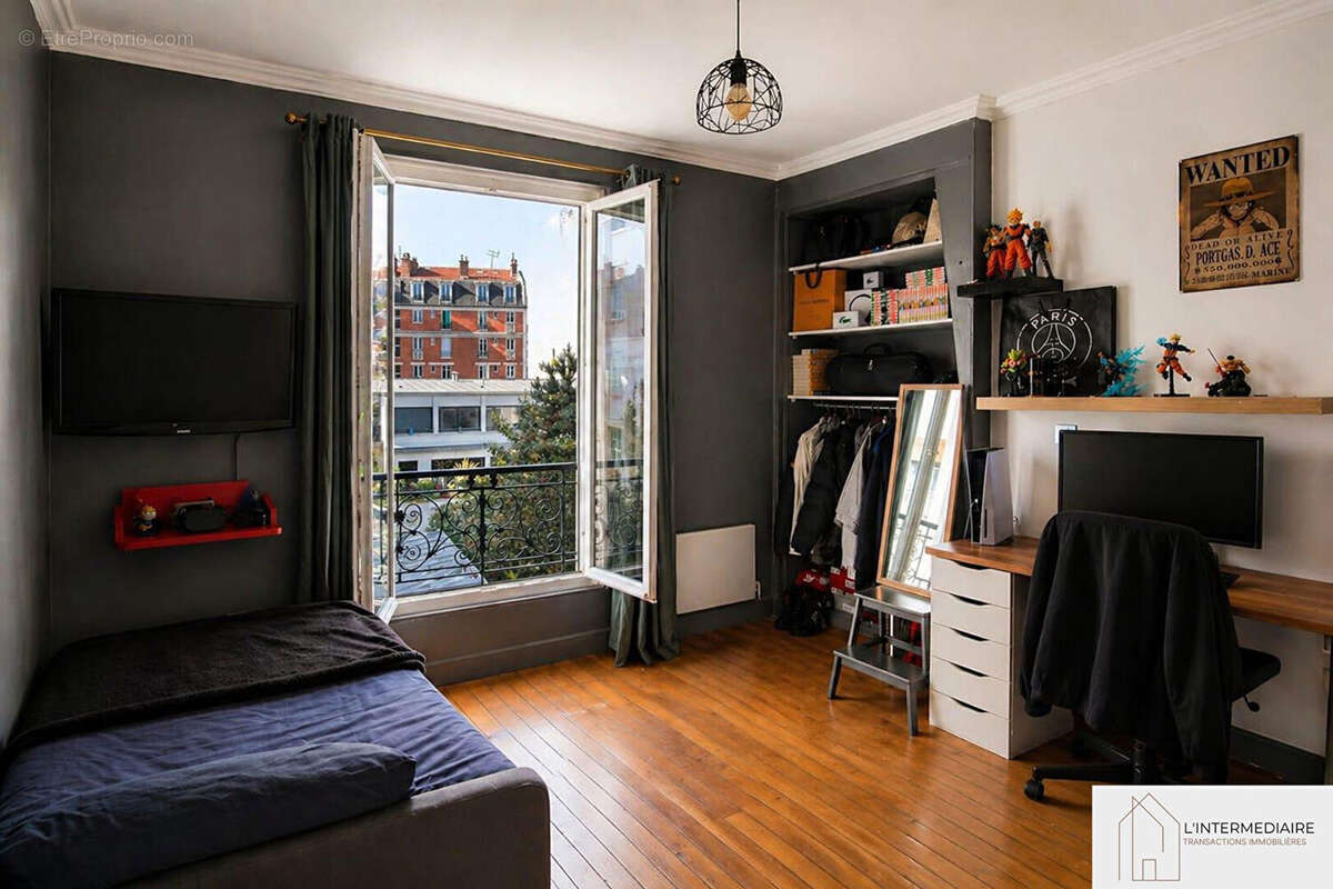 Appartement à PARIS-19E