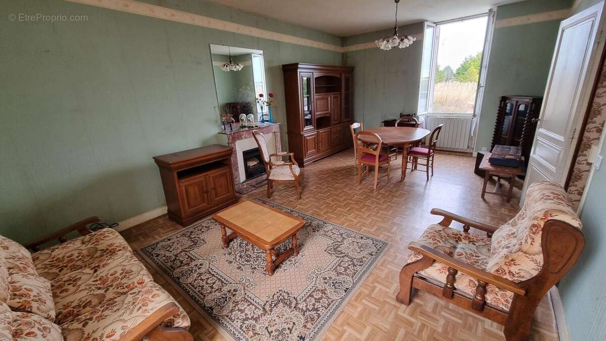 Photo 2 - Maison à MORTAGNE-SUR-GIRONDE