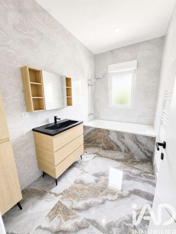 Maison 130 m² à Corquilleroy  - photo 8