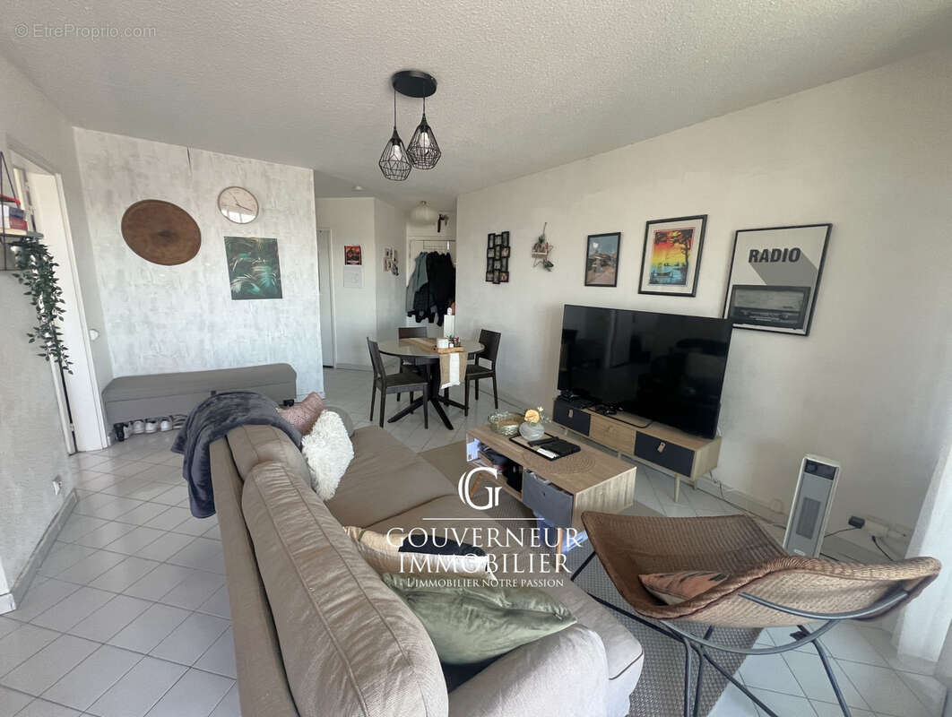 Appartement à CANDILLARGUES