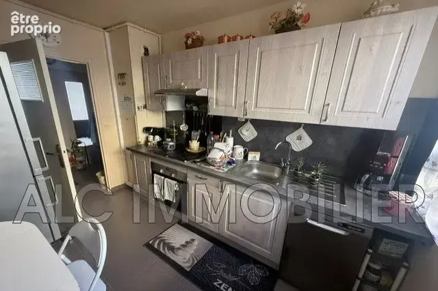Appartement 84 m² à Alencon  - photo 7
