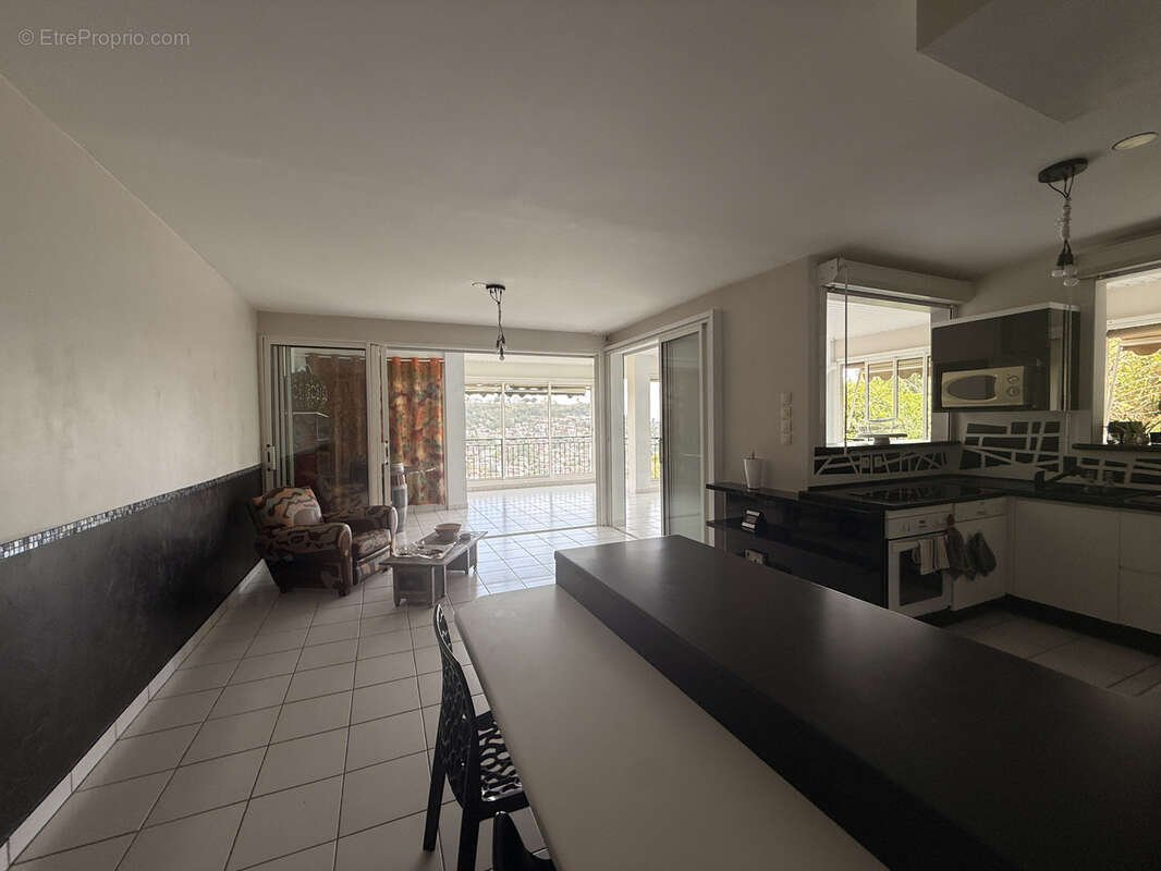 Appartement à FORT-DE-FRANCE