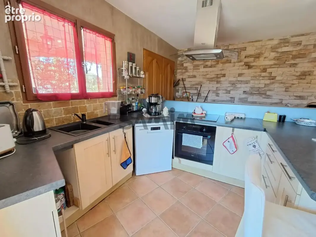 A vendre - secteur quissac - belle villa confortable avec pi - photo 9