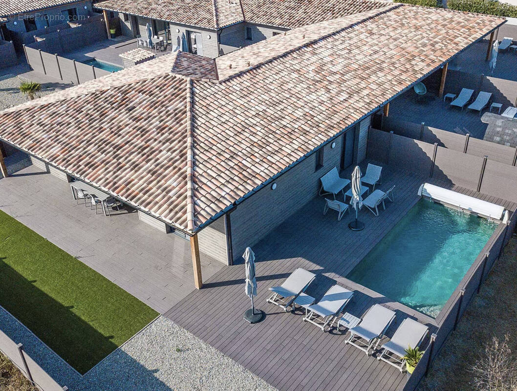 Maison à LECCI