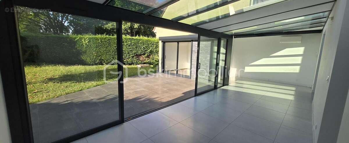 Maison à OZOIR-LA-FERRIERE