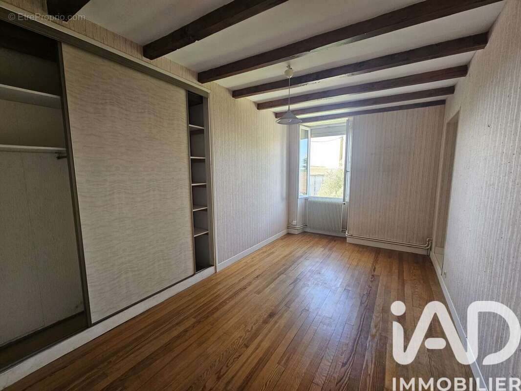Maison 230 m² à Julienne  - photo 8