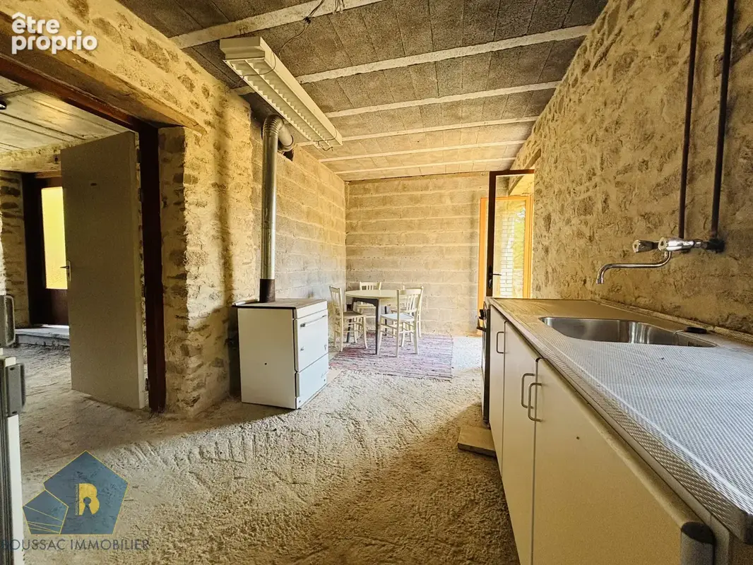 Coup de cœur pour les amoureux de la rénovation et des grands volumes ! - photo 3