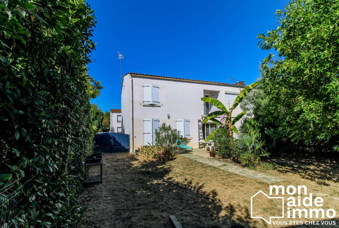 Maison 95 m² à La Rochelle  - photo 2