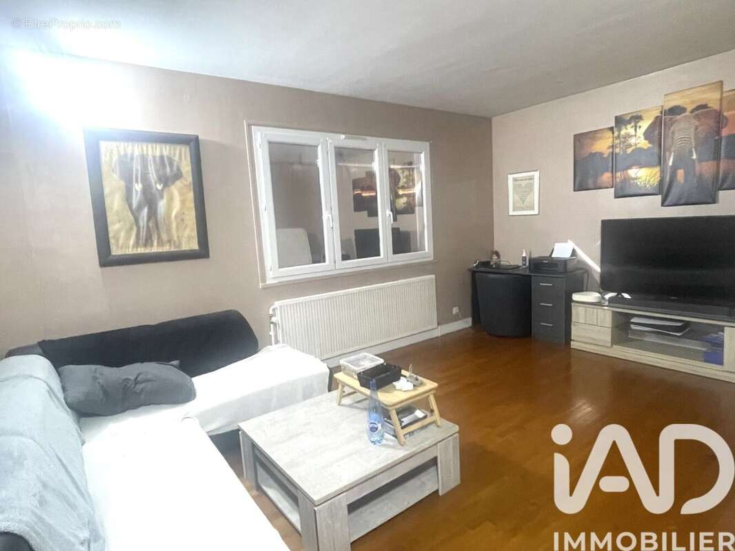 Maison 164 m² à Arsonval  - photo 7