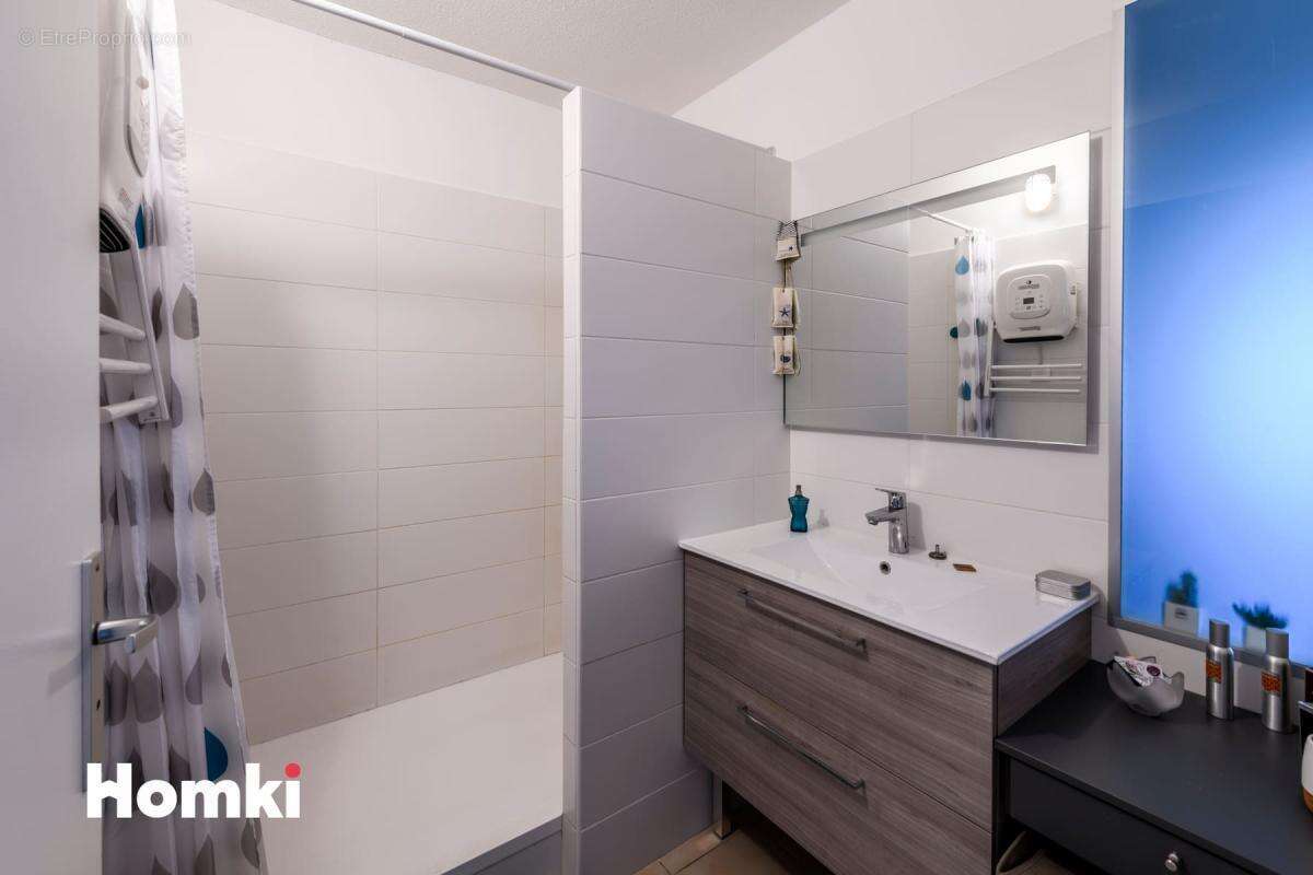 DPE C Appartement 3 pièces de 65 m2 avec terrasse et garage à Nîmes Capouchiné - photo 8