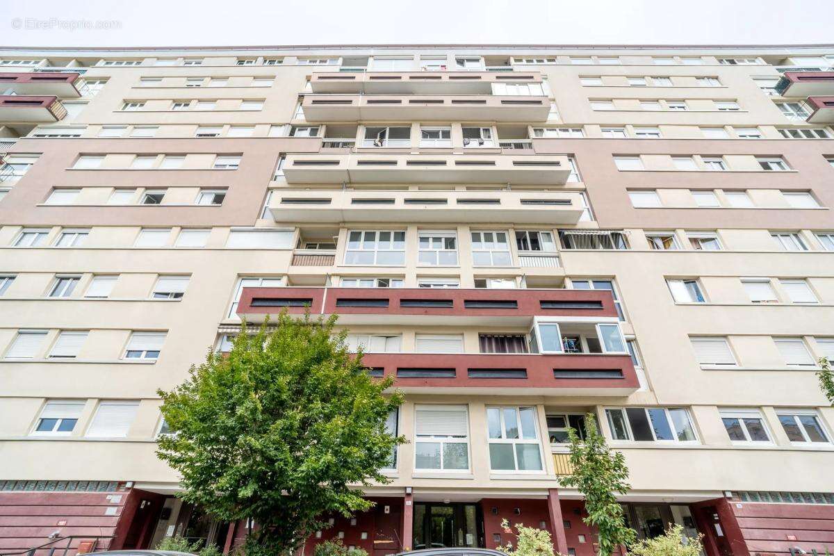 Appartement 1 pièce de 26 m² à Villeneuve-la-Garenne - photo 8