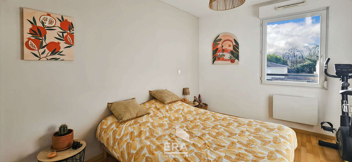 Appartement à PAREMPUYRE