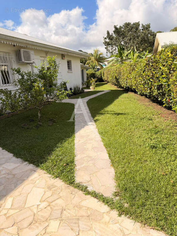 Maison à FORT-DE-FRANCE