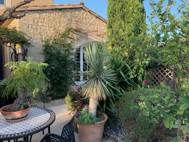 Véritable havre de paix , Uzes à pieds - photo 16