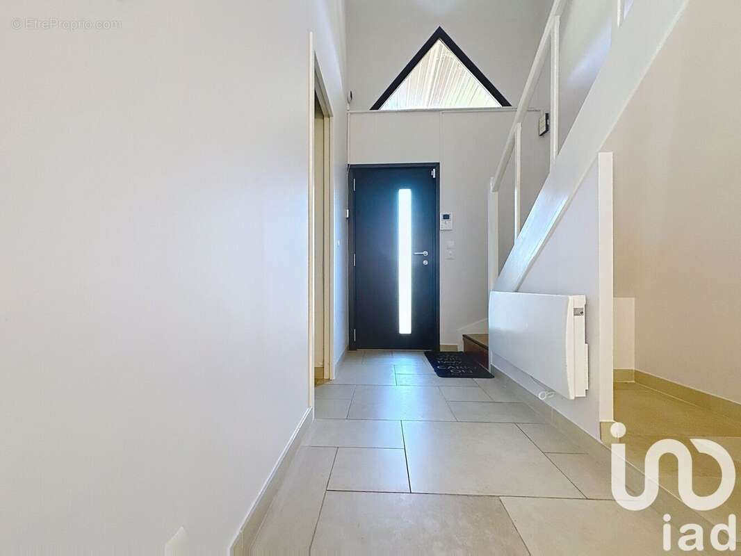 Photo 4 - Maison à RUBELLES