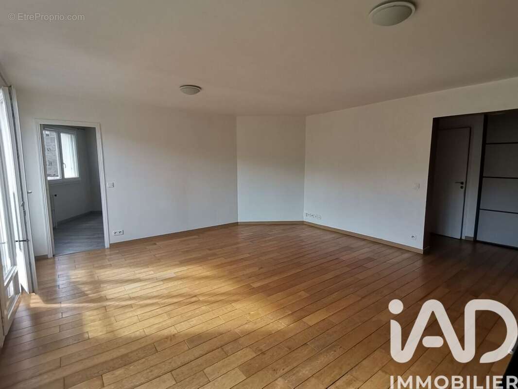 Photo 3 - Appartement à LE KREMLIN-BICETRE