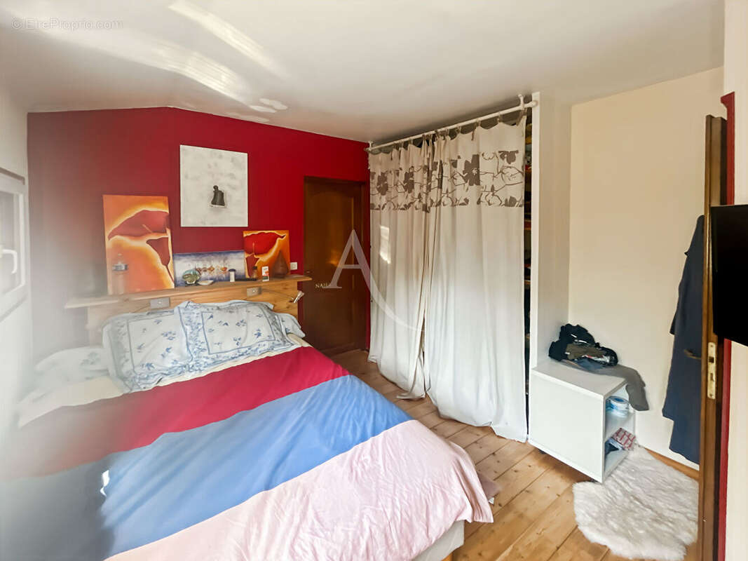 Maison à LES MUREAUX