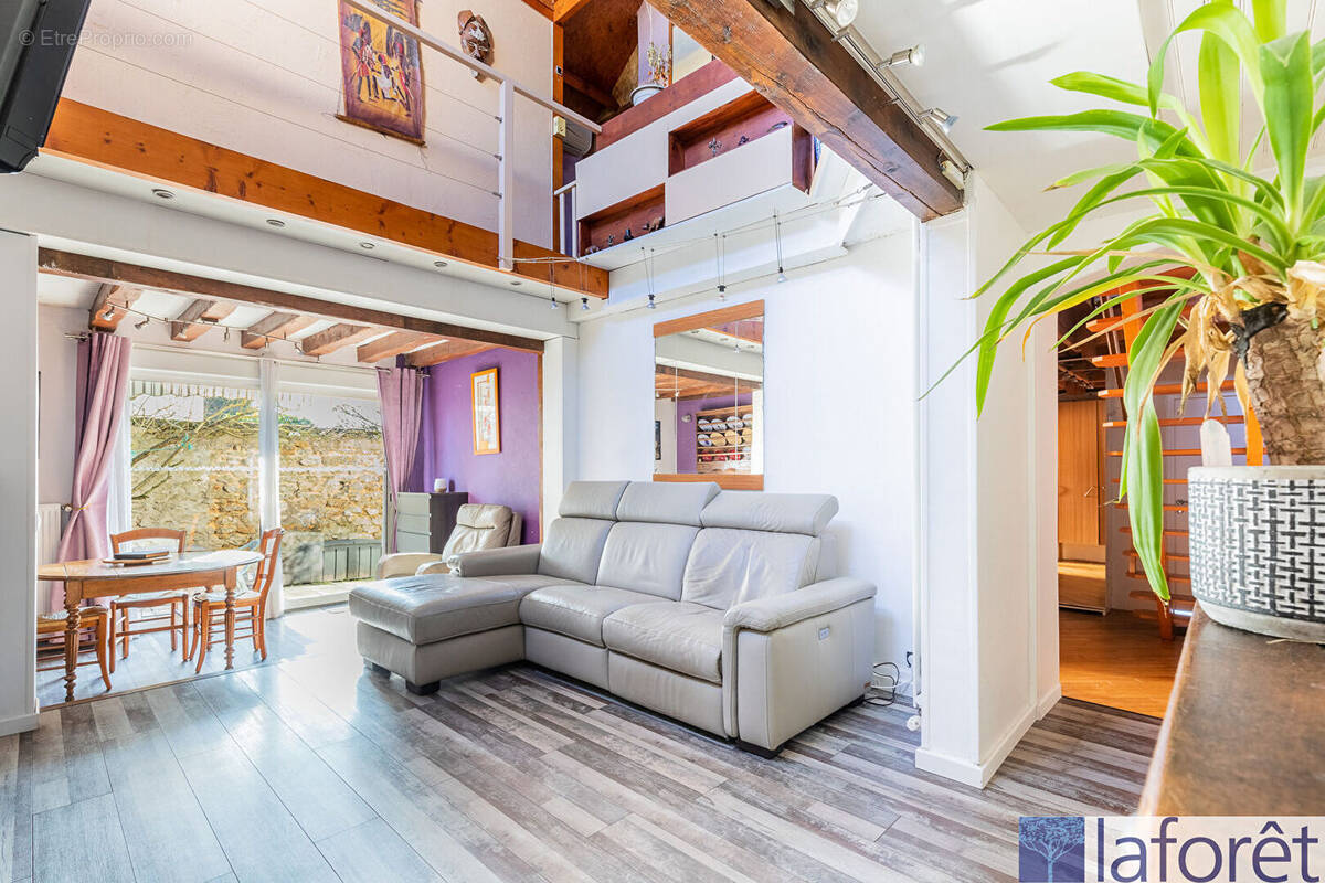 Maison à BALLAINVILLIERS