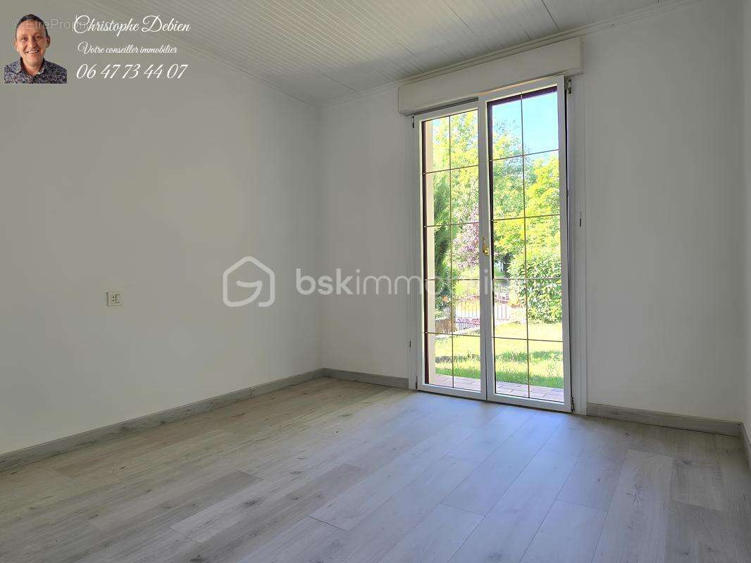 Maison à SAINT-GEORGES-DE-MONTAIGU