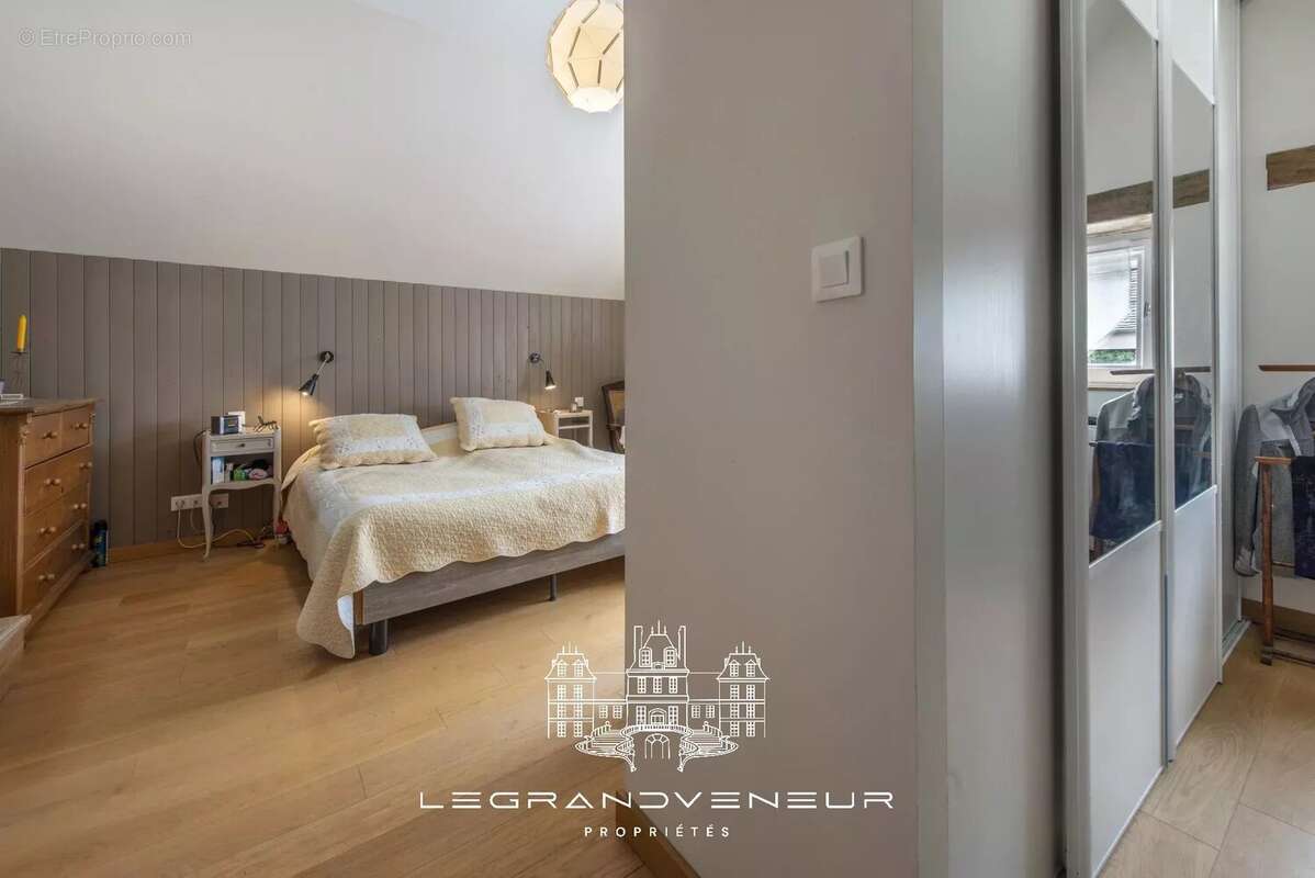 Maison à FONTAINEBLEAU