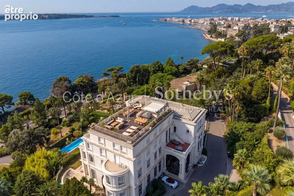 Cannes Basse Californie, appartement rénové dans le domaine de la Villa Menier - photo 14