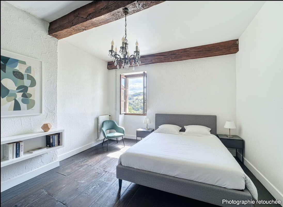 Maison à SAINT-GEOIRE-EN-VALDAINE