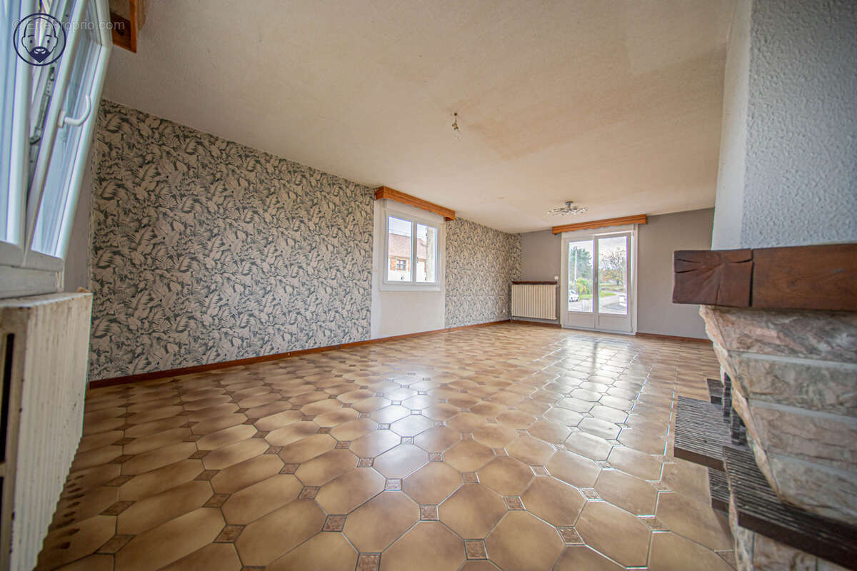Maison à COMMERCY
