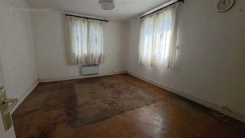 À vendre : maison de village, Bussière-Poitevine - 87 - photo 4