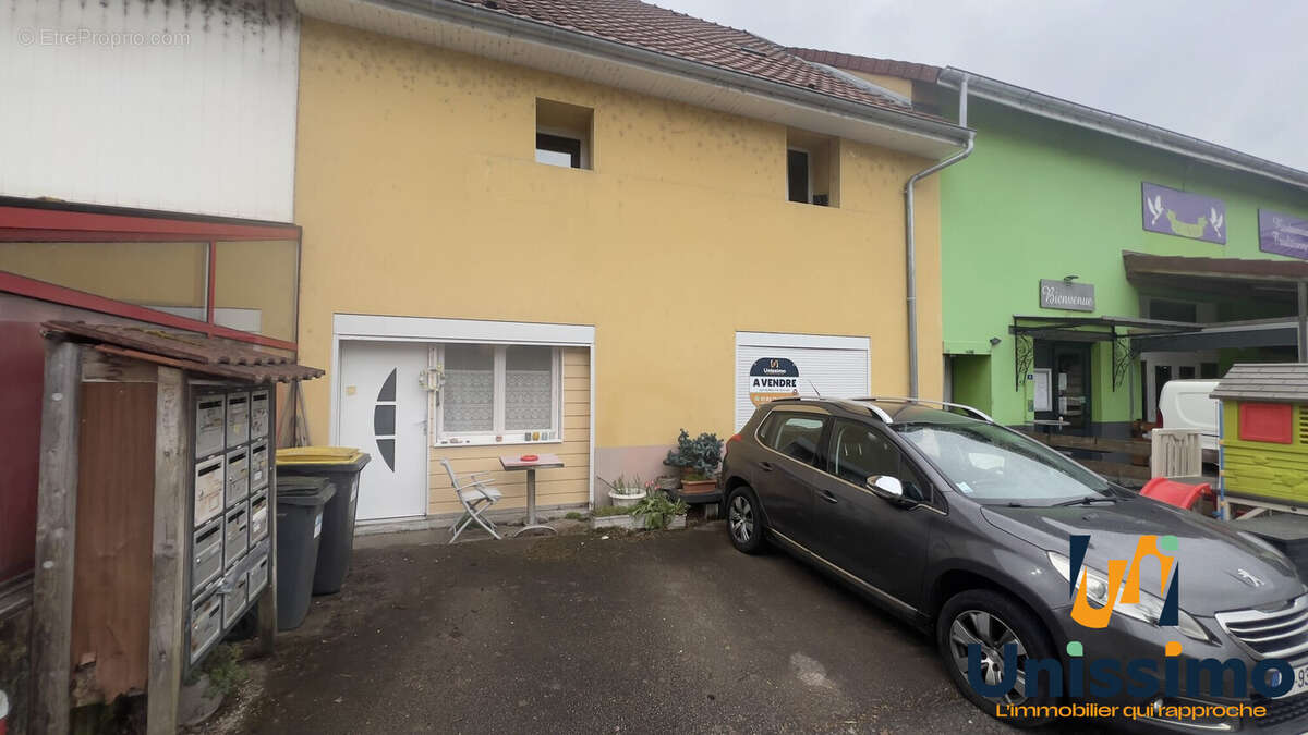 Appartement à L'ISLE-SUR-LE-DOUBS