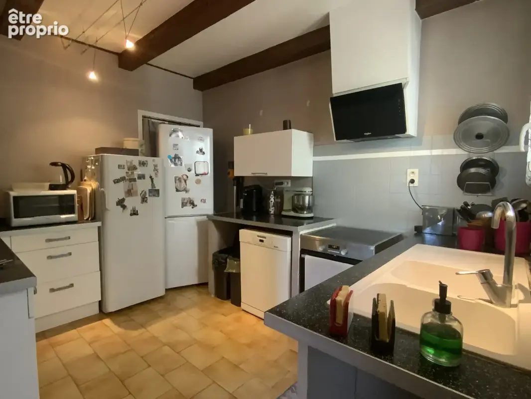 Villa de plain pied dans village recherché. - photo 13