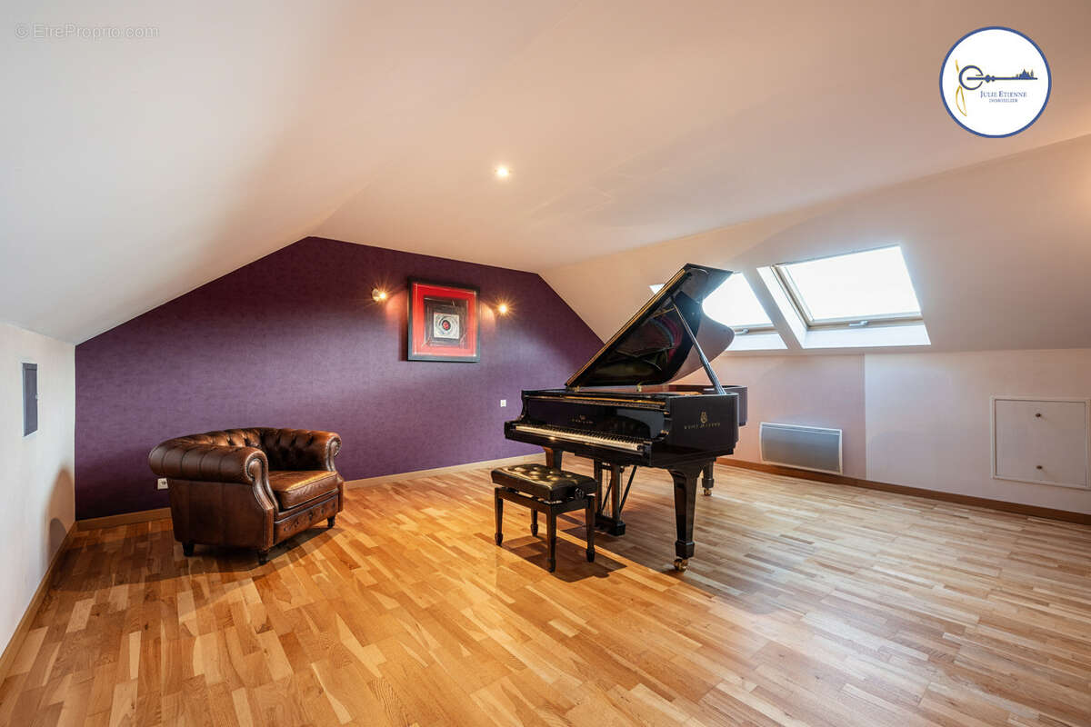 Maison à THAON-LES-VOSGES