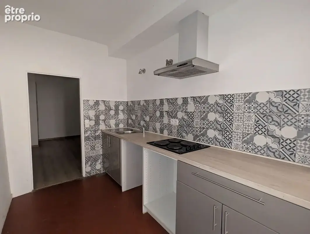 SALERNES appartement 2 pièces, 45 m² au 1er étage - photo 4