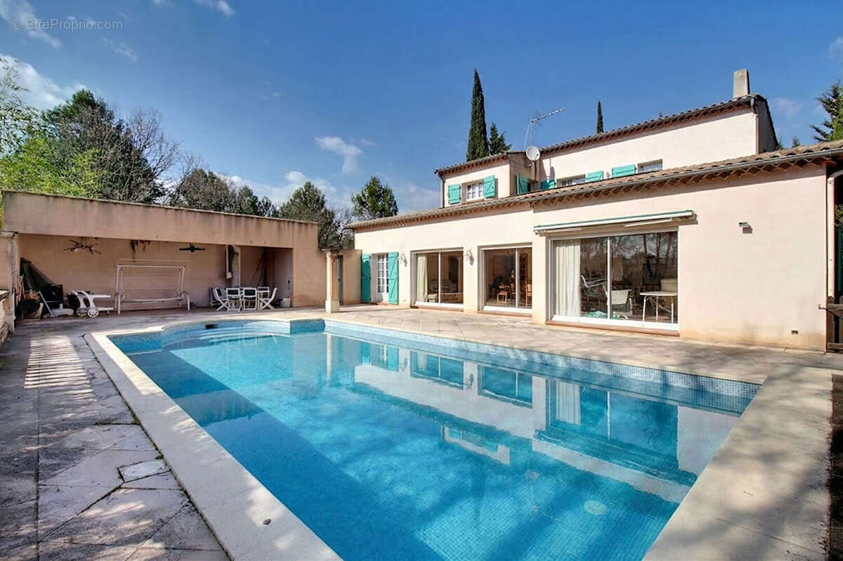 Maison à TRANS-EN-PROVENCE