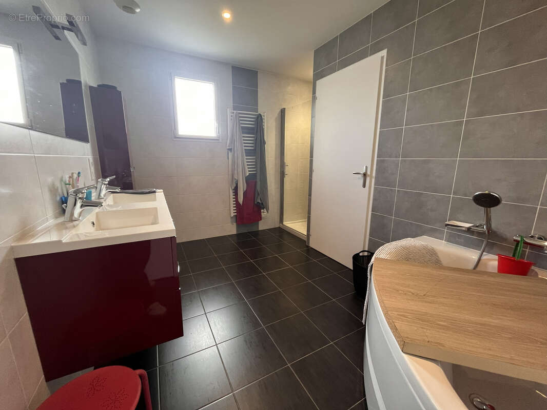 Maison à LE GIROUARD