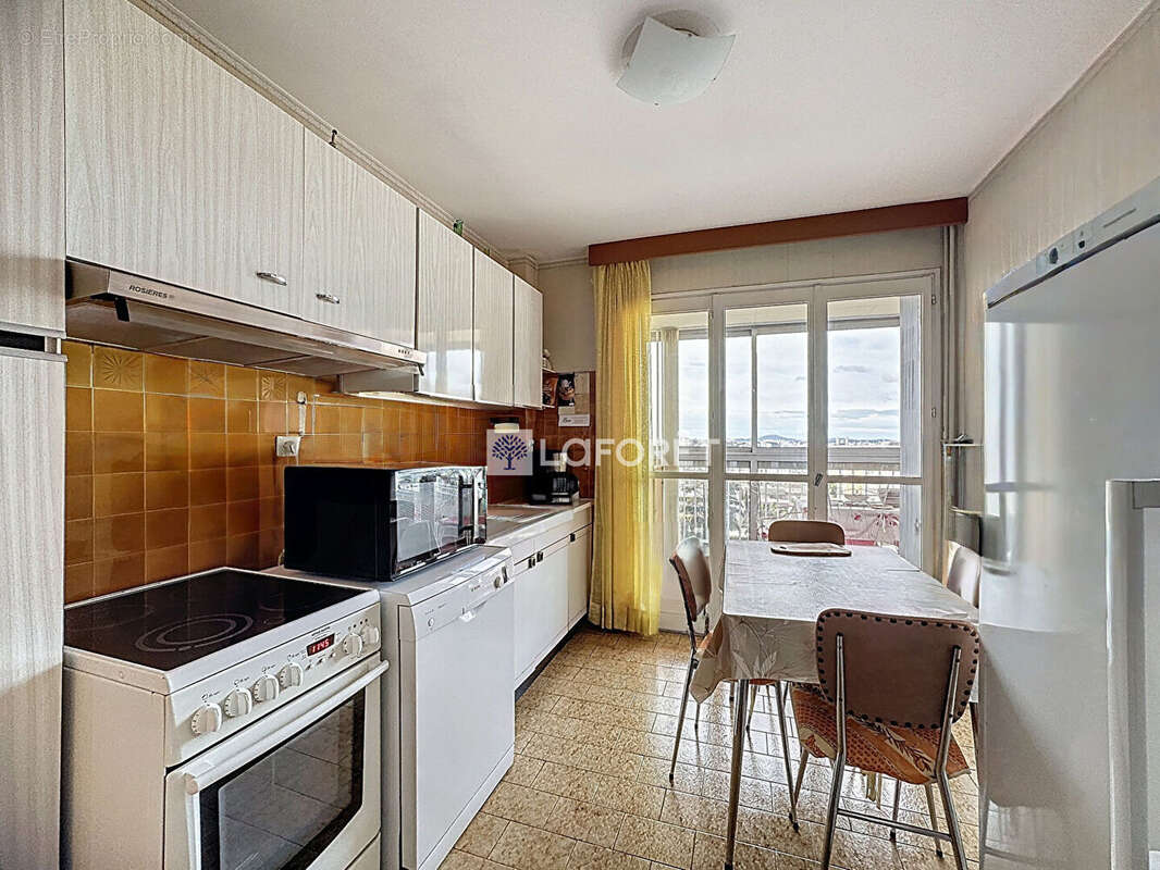 Appartement La Valette-Du-Var 4 pièces - 73.62 m² - photo 4